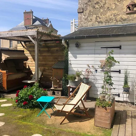 Isabelle Homestay Arromanches-les-Bains